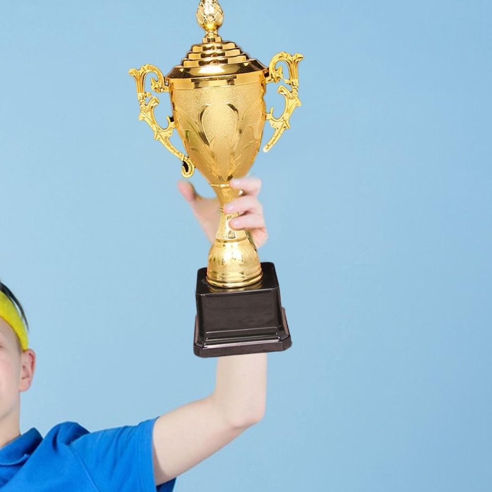 子供のゴールドtrophy賞、学校賞供給、競技サッカー勝者、 - Badminton Cup のレビューと価格
