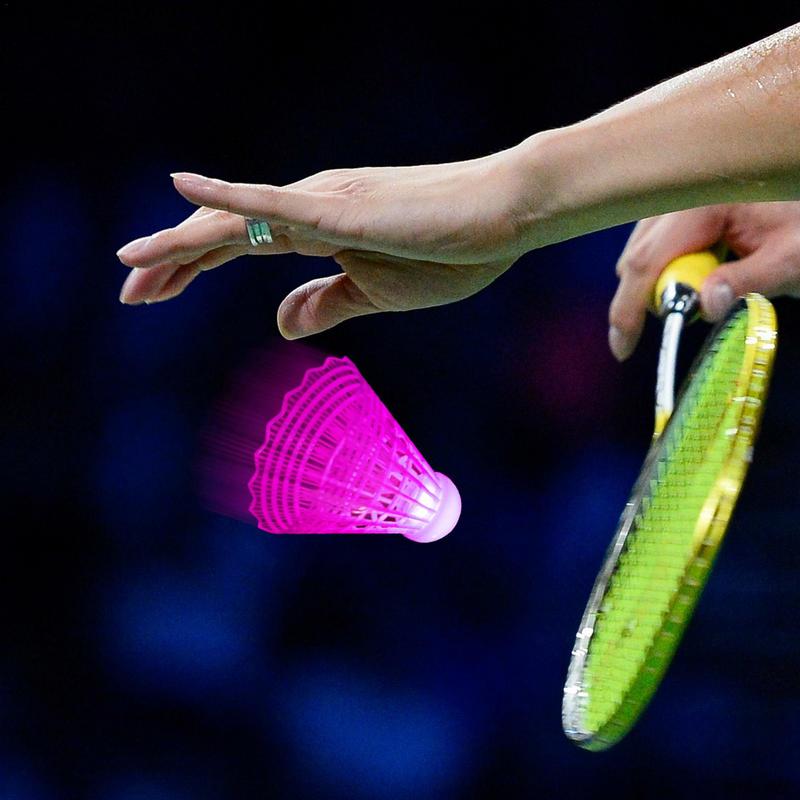Noveltyplace-LEDライトバドミントンシャトルコ - Badminton Nylon Shuttlecock のレビューと価格